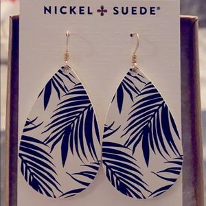 Nickel & Suede size Small store exclusives